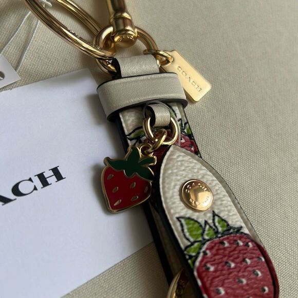Coach Strawberry Trigger Snap Bag Charm In Signature Canvas Charm Key Holder - Picture 12 of 16